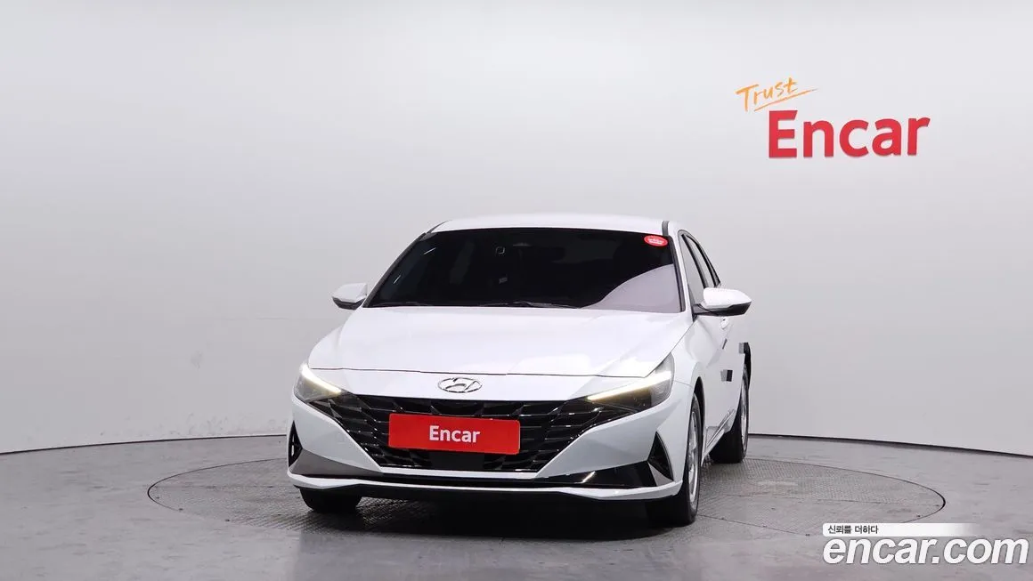 Hyundai AVANTE — фото 3