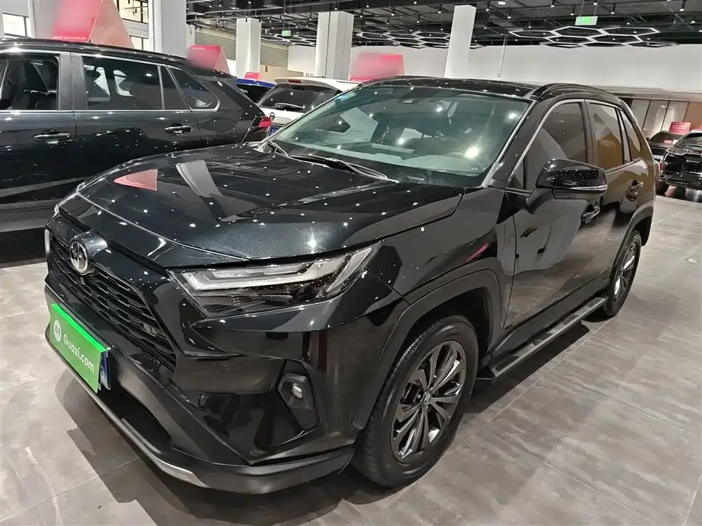 Toyota RAV4 2023 из CN, фото 6