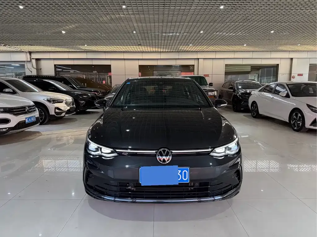 Volkswagen Golf 2022 из CN, фото 6