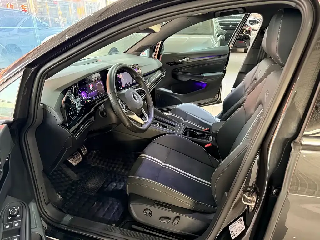 Volkswagen Golf 2022 из CN, фото 9