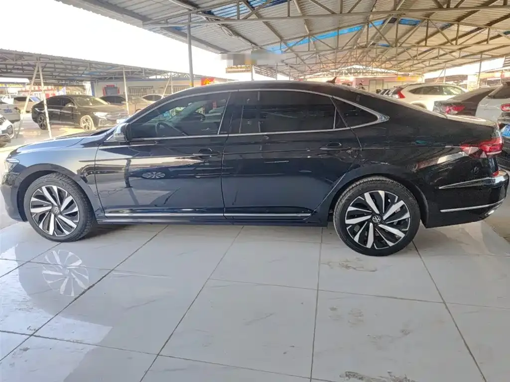 Volkswagen Passat 2024 из CN, фото 3