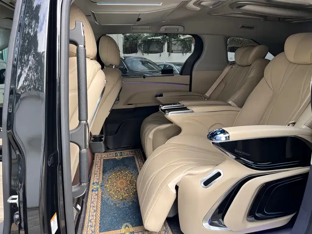 Toyota Sienna 2025 из CN, фото 4
