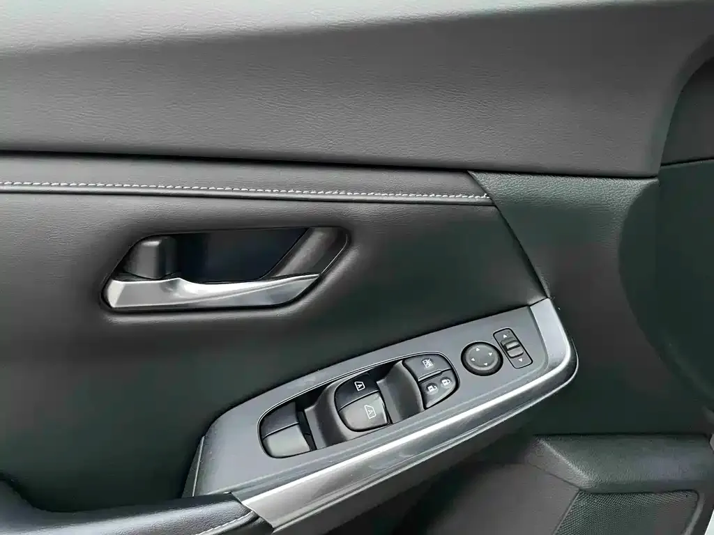 Nissan Sylphy 2022 из CN, фото 8