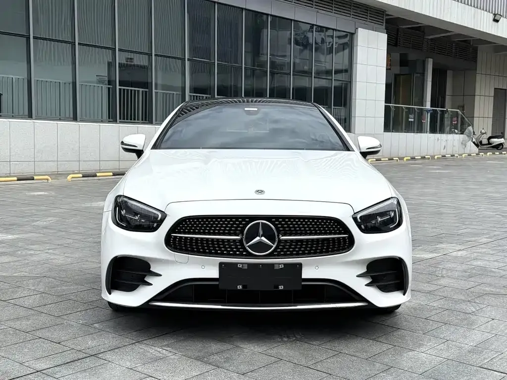 Mercedes-Benz E-Class (Import) — фото 5