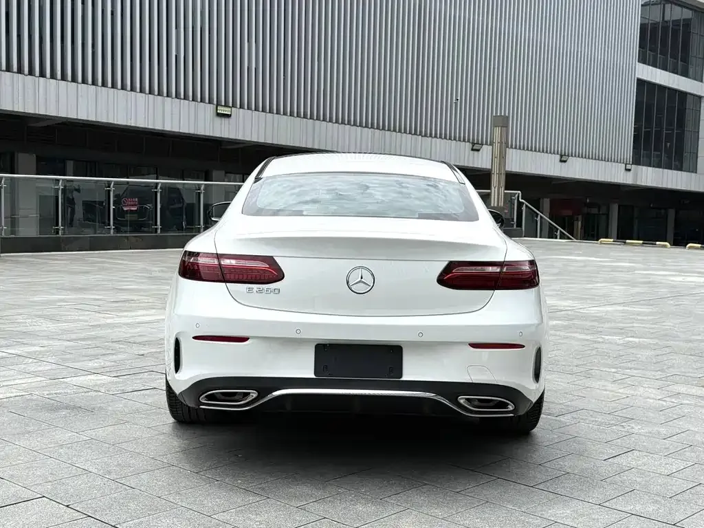 Mercedes-Benz E-Class (Import) — фото 8