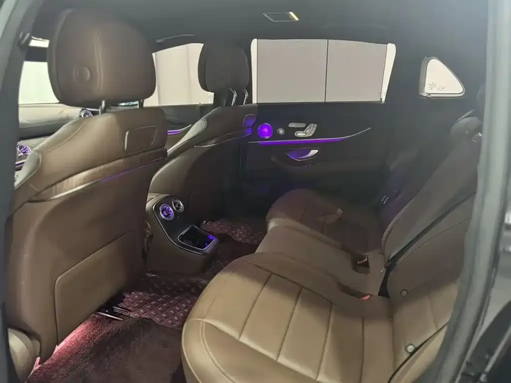 Mercedes-Benz E-Class 2023 из CN, фото 2