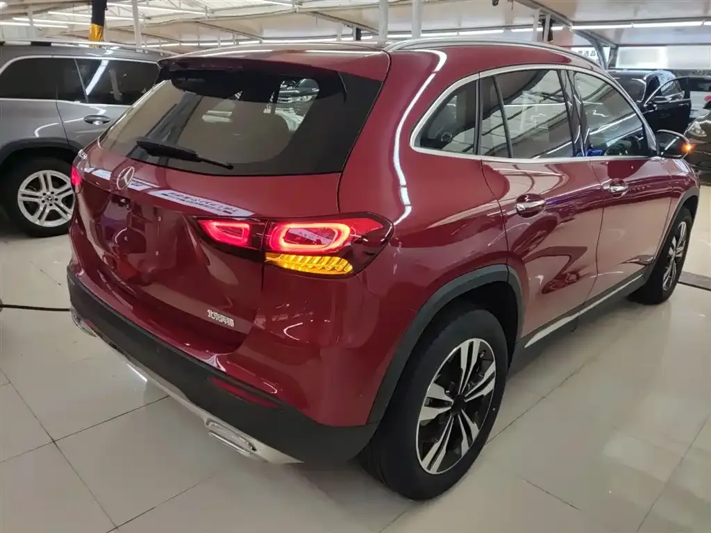 Mercedes-Benz GLA 2023 из CN, фото 4