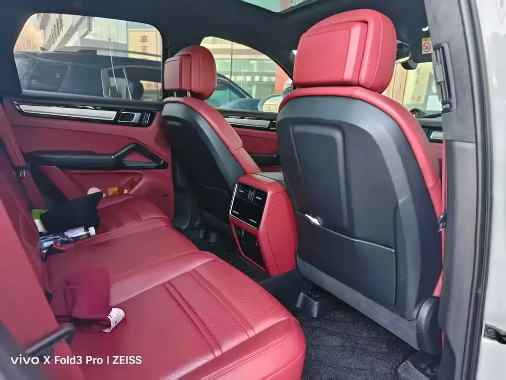 Porsche Cayenne Hybrid 2023 из CN, фото 5