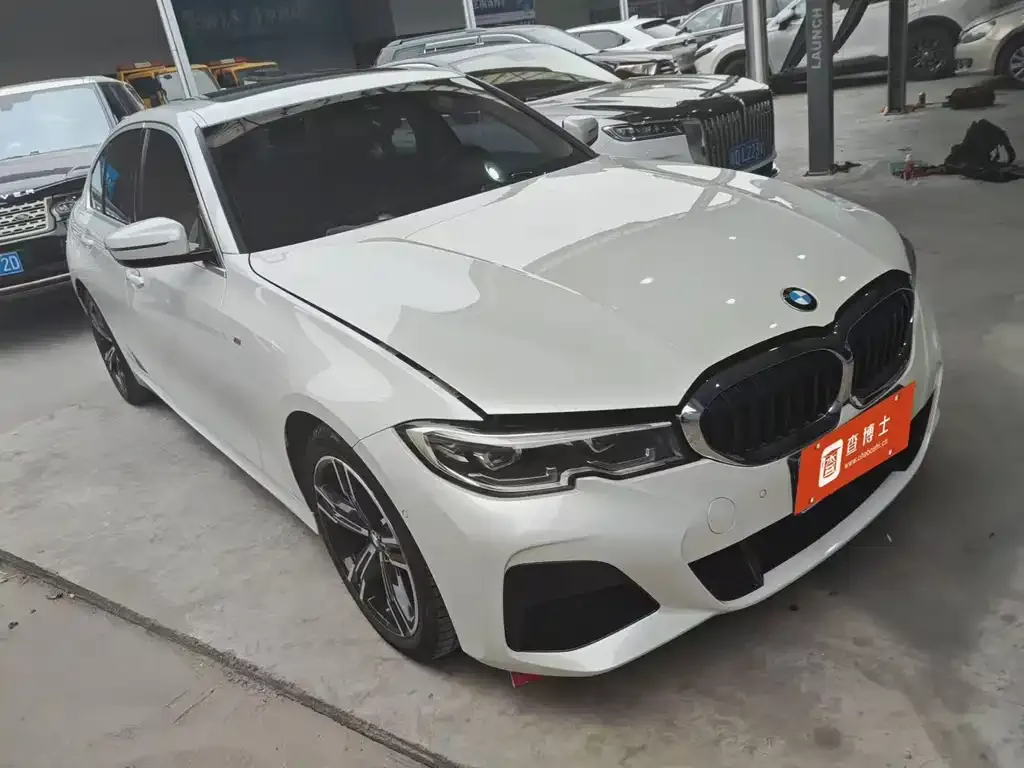 BMW 3 Series 2021 из CN, фото 2