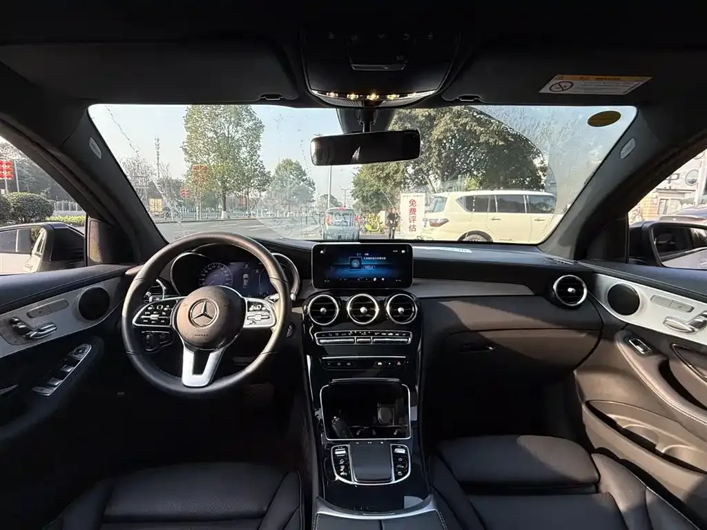 Mercedes-Benz GLC Coupe 2023 из CN, фото 4