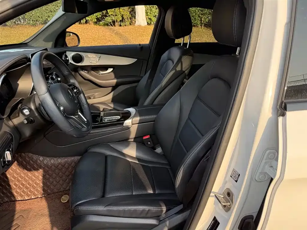 Mercedes-Benz GLC Coupe 2023 из CN, фото 2