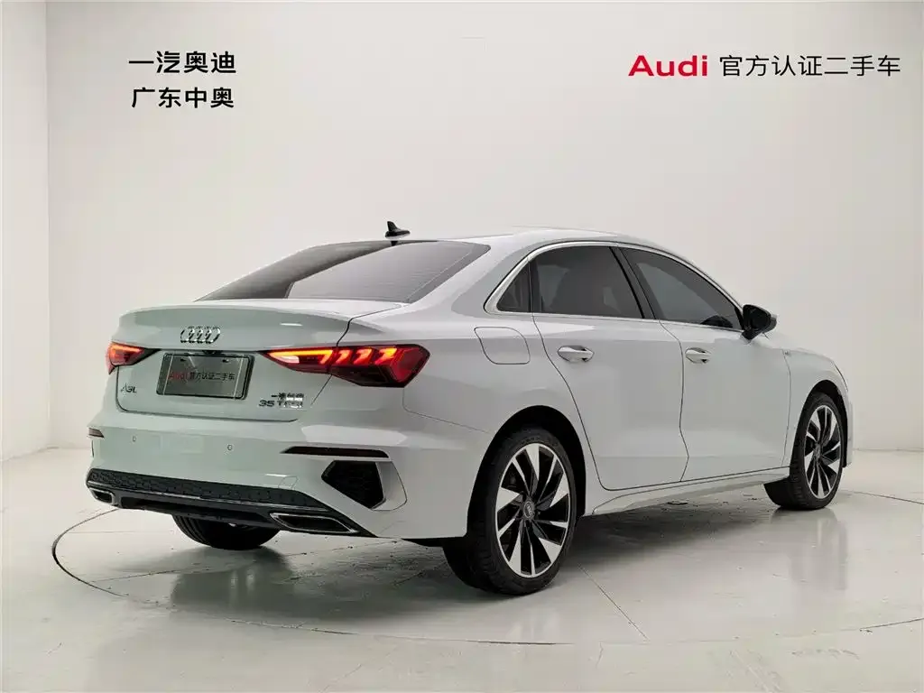 Audi A3 2024 из CN, фото 8