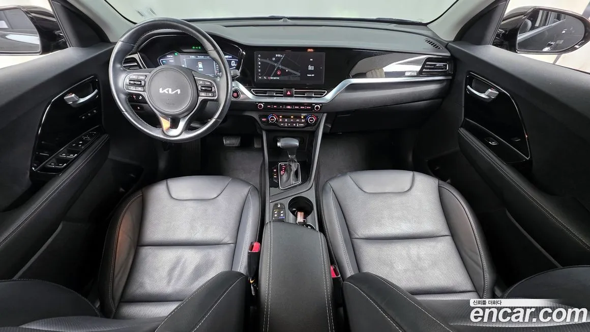 Kia Niro — фото 10