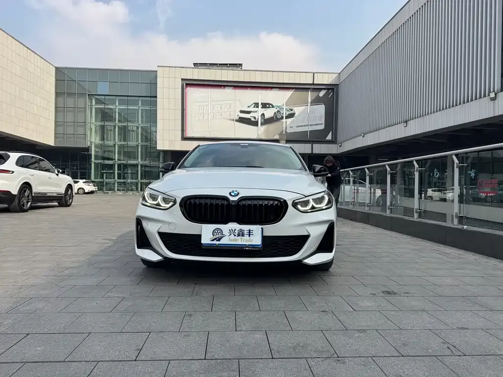 BMW 1 Series 2022 из CN, фото 5