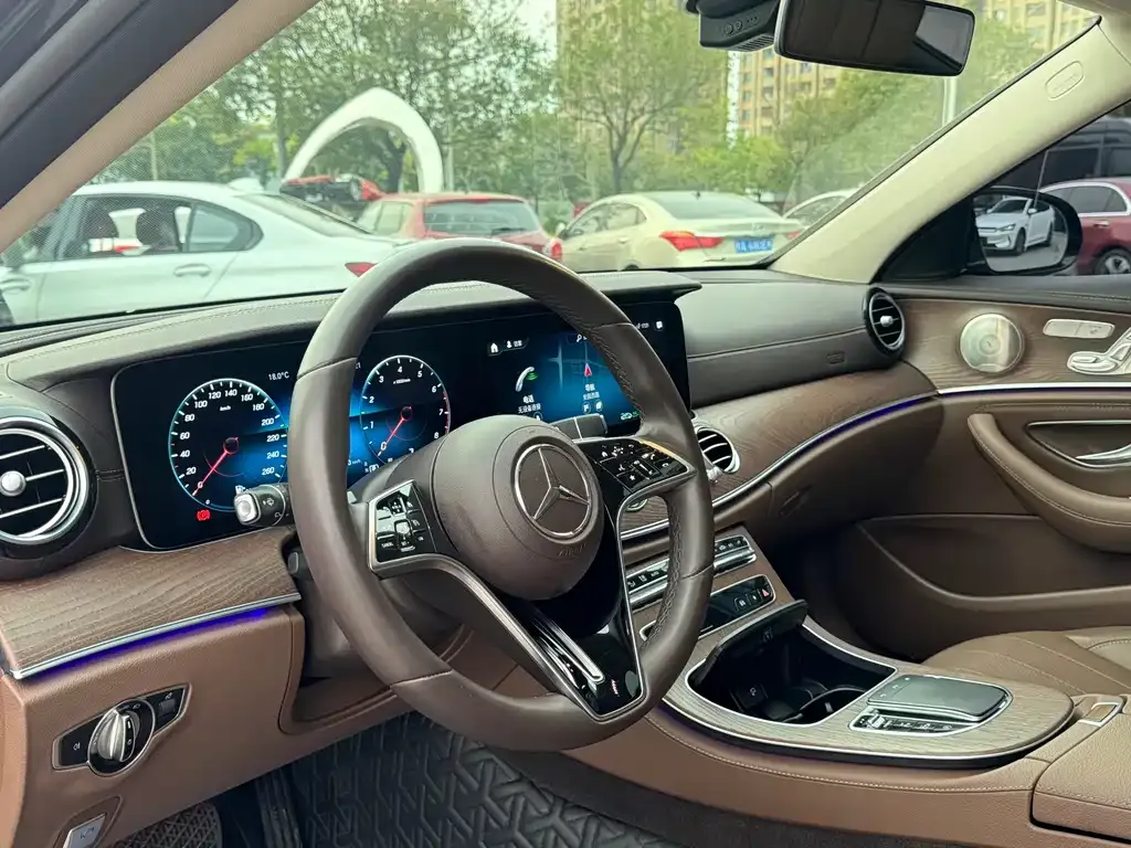 Mercedes-Benz E-Class 2021 из CN, фото 3