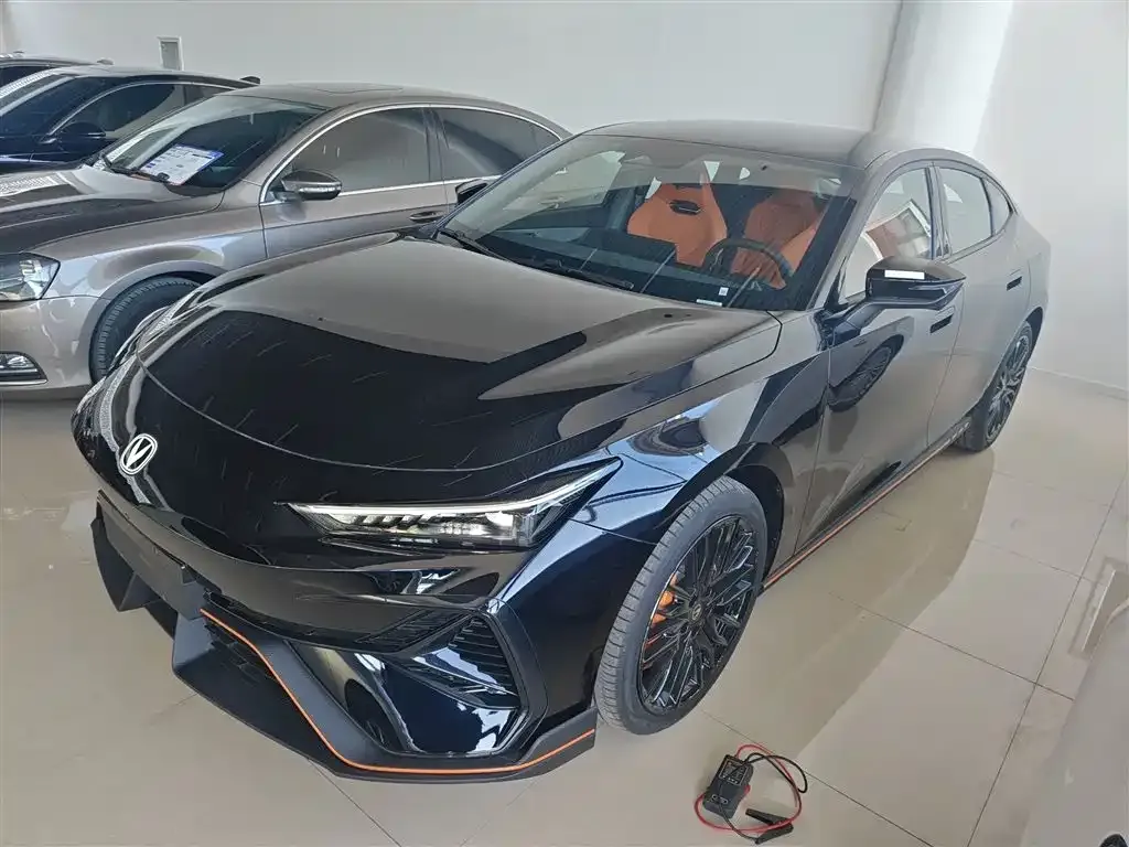 Changan UNI-V 2025 из CN, фото 1
