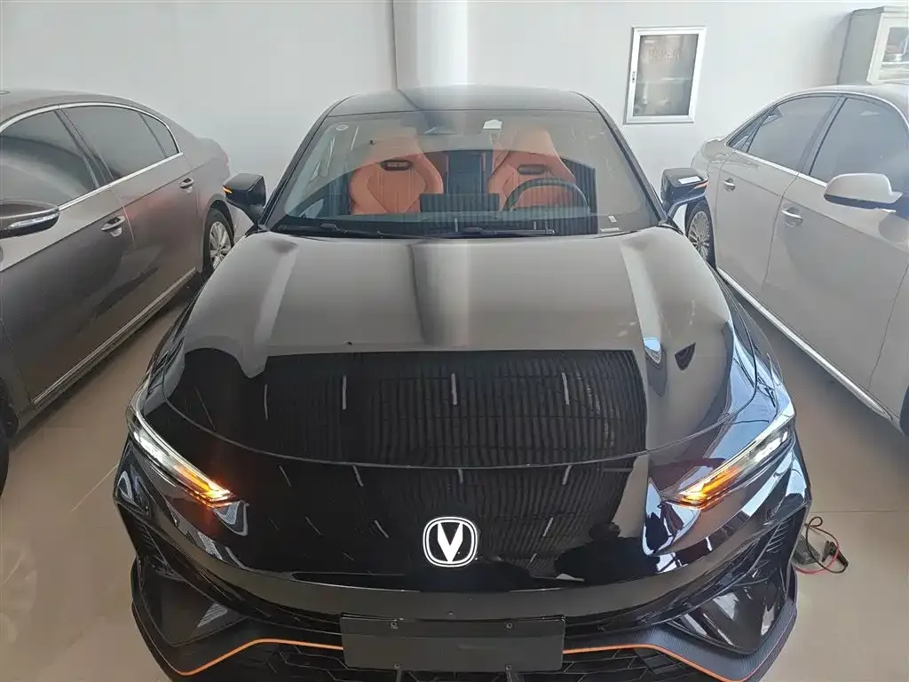 Changan UNI-V 2025 из CN, фото 6