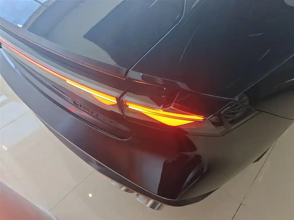 Changan UNI-V 2025 из CN, фото 3