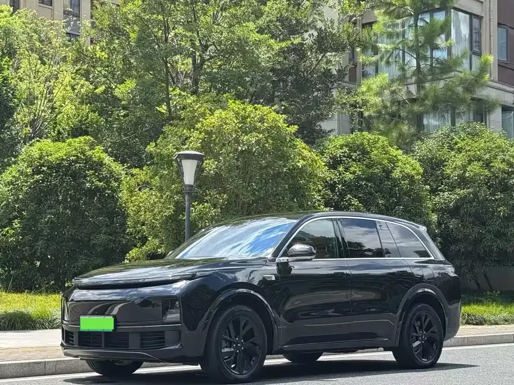 Li Auto L8 2023 из CN, фото 1