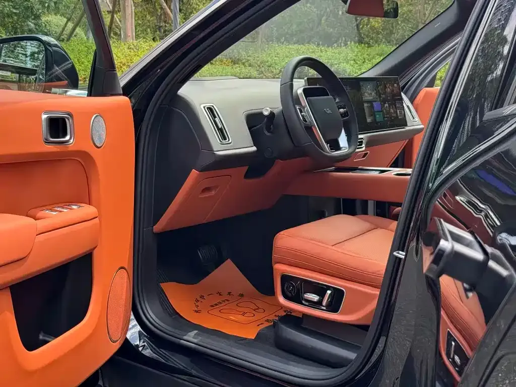 Li Auto L8 2023 из CN, фото 3