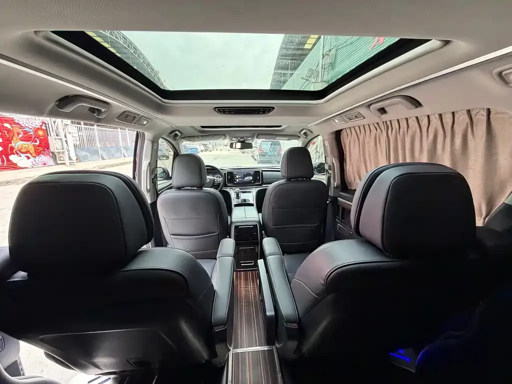 GAC Motor Trumpchi M8 — фото 3