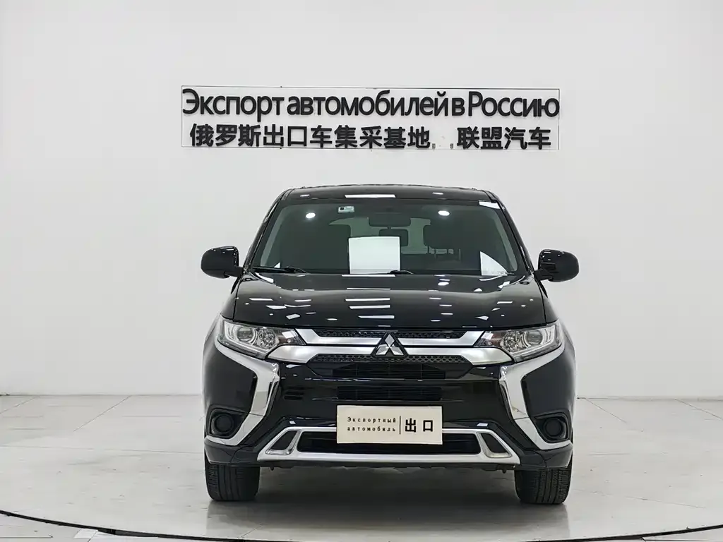 Mitsubishi Outlander 2024 из CN, фото 2