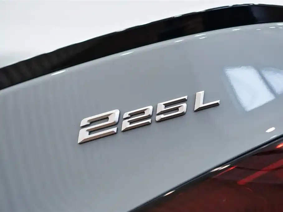 BMW 2 Series 2025 из CN, фото 2