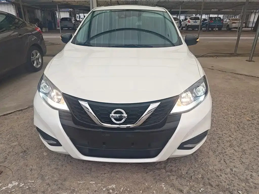 Nissan Tiida 2021 из CN, фото 10