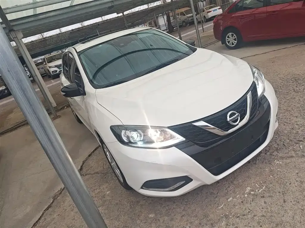 Nissan Tiida 2021 из CN, фото 7