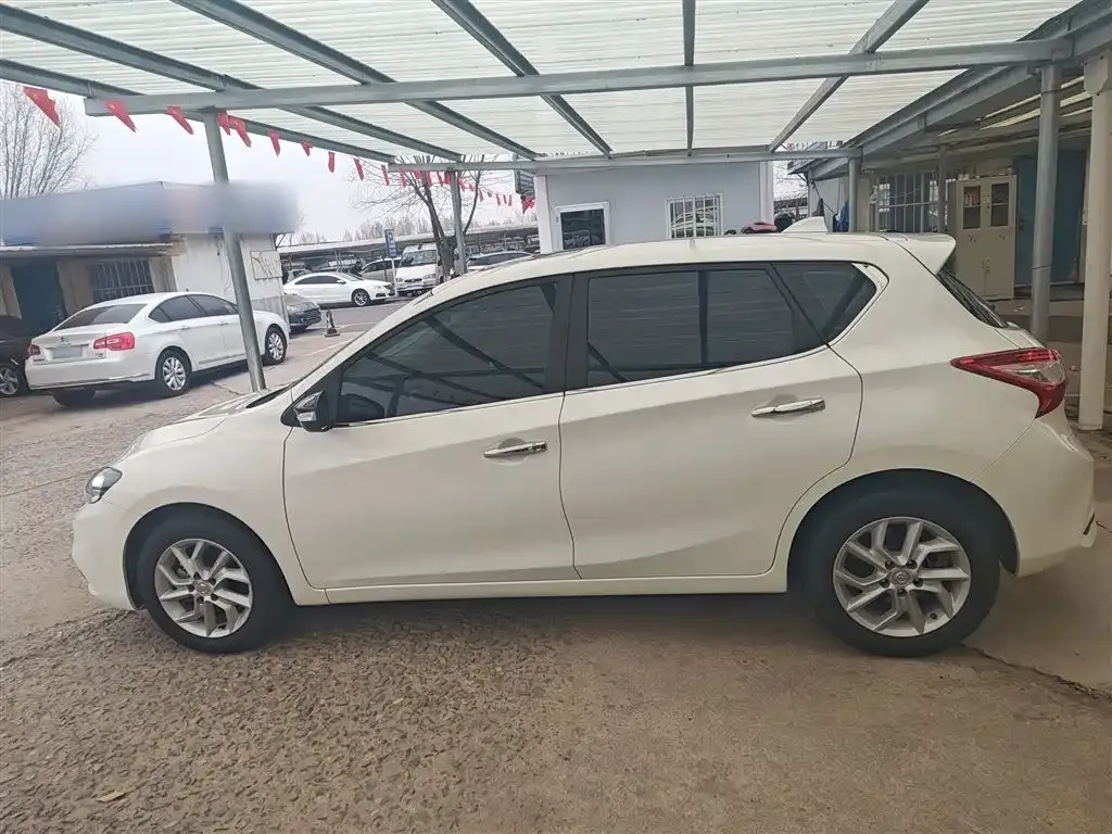 Nissan Tiida 2021 из CN, фото 8