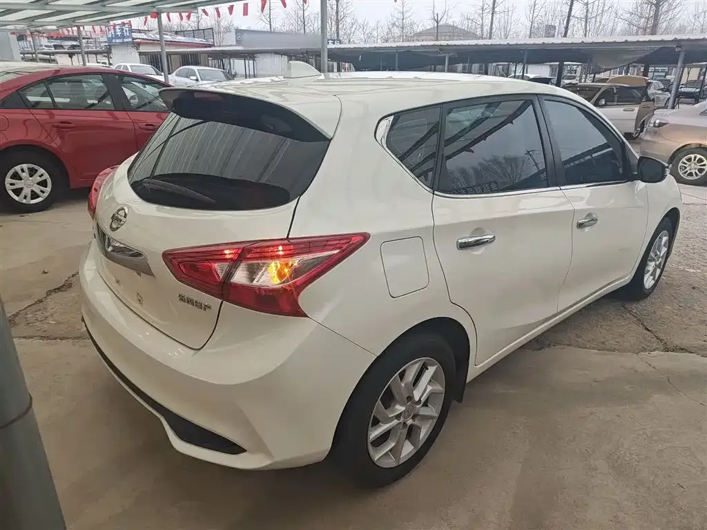 Nissan Tiida 2021 из CN, фото 4