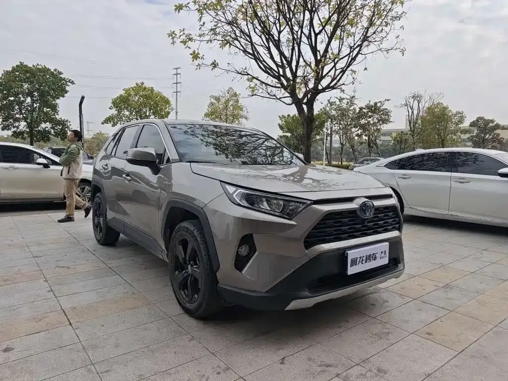 Toyota RAV4 2021 из CN, фото 4
