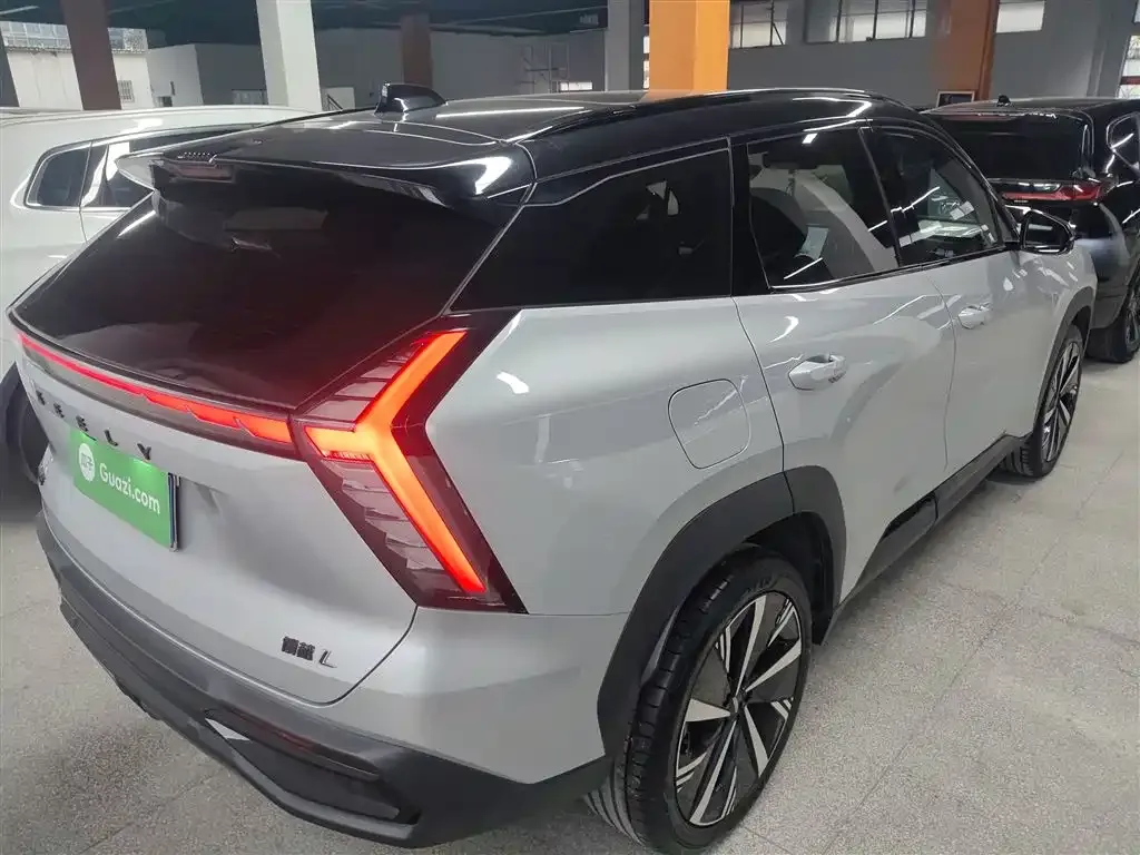 Geely Boyue L 2023 из CN, фото 3