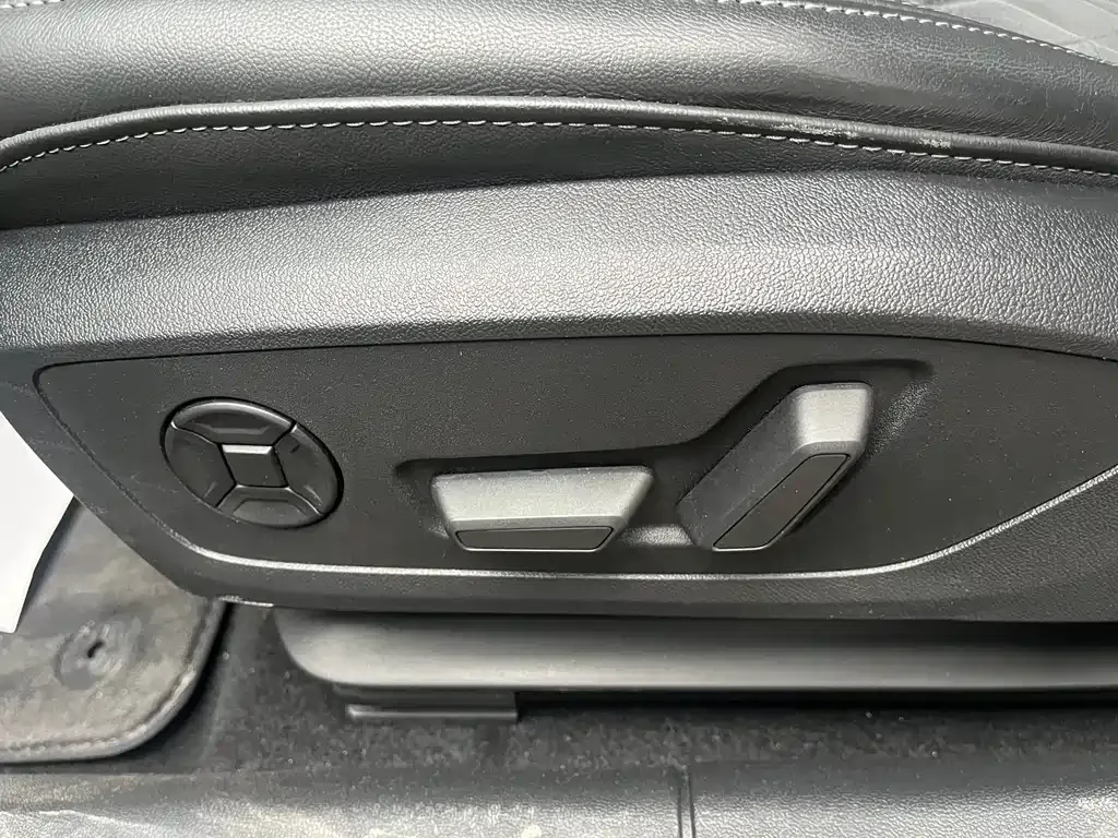 Audi A3 2023 из CN, фото 7
