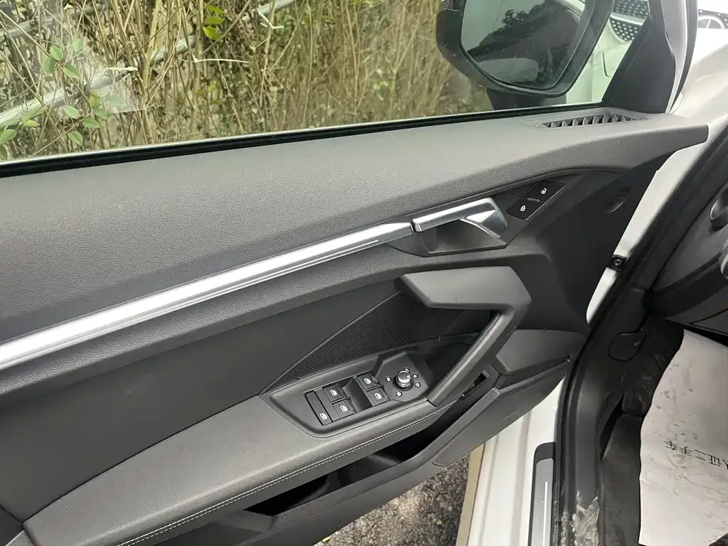 Audi A3 2023 из CN, фото 9