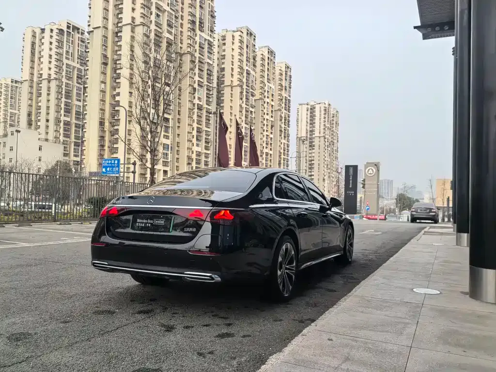 Mercedes-Benz E-Class New Energy 2024 из CN, фото 2