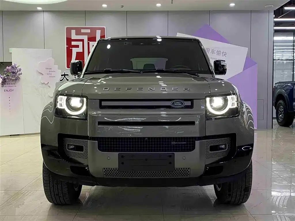 Land Rover Defender — фото 4