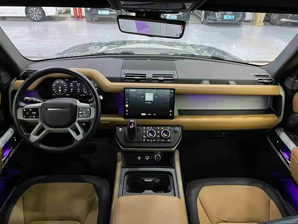 Land Rover Defender — фото 8