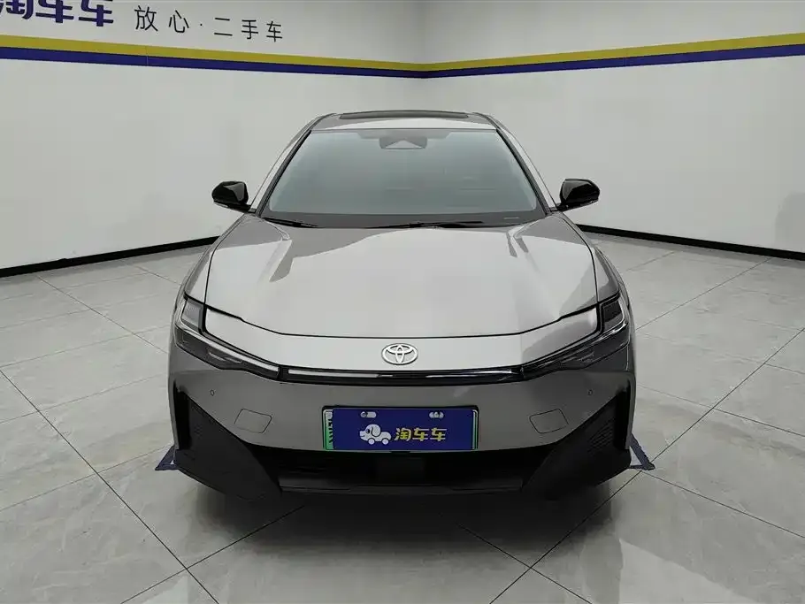 Toyota bZ3 2024 из CN, фото 8