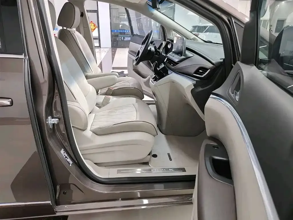 Buick GL8 2022 из CN, фото 8