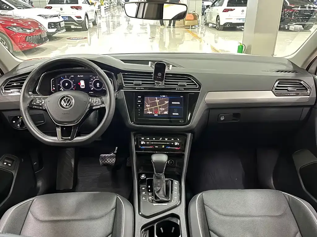 Volkswagen Tiguan L New Energy 2021 из CN, фото 8