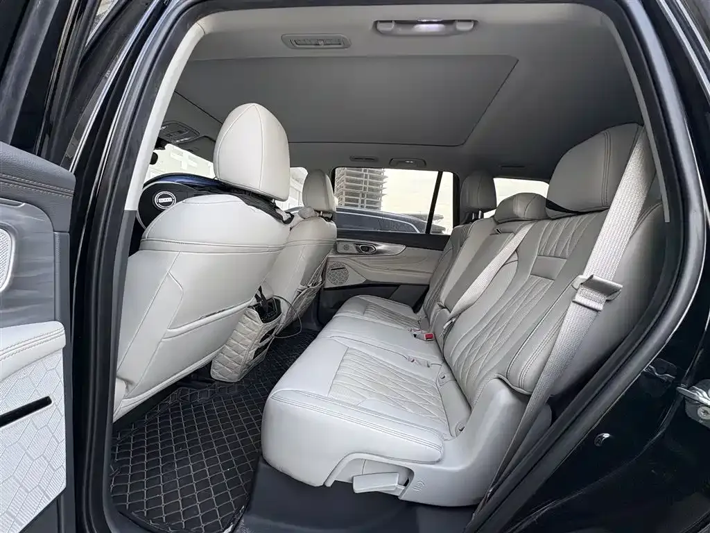 GAC Motor Trumpchi GS8 — фото 3