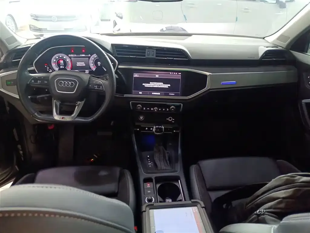 Audi Q3 Sportback — фото 2