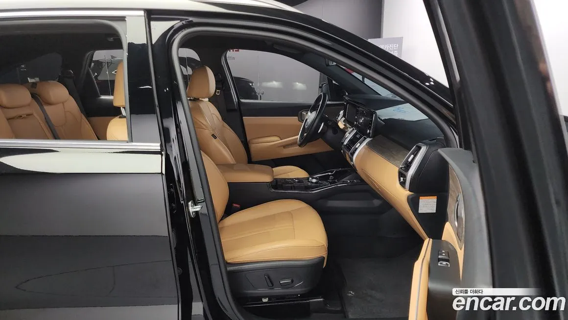 Kia Sorento — фото 6