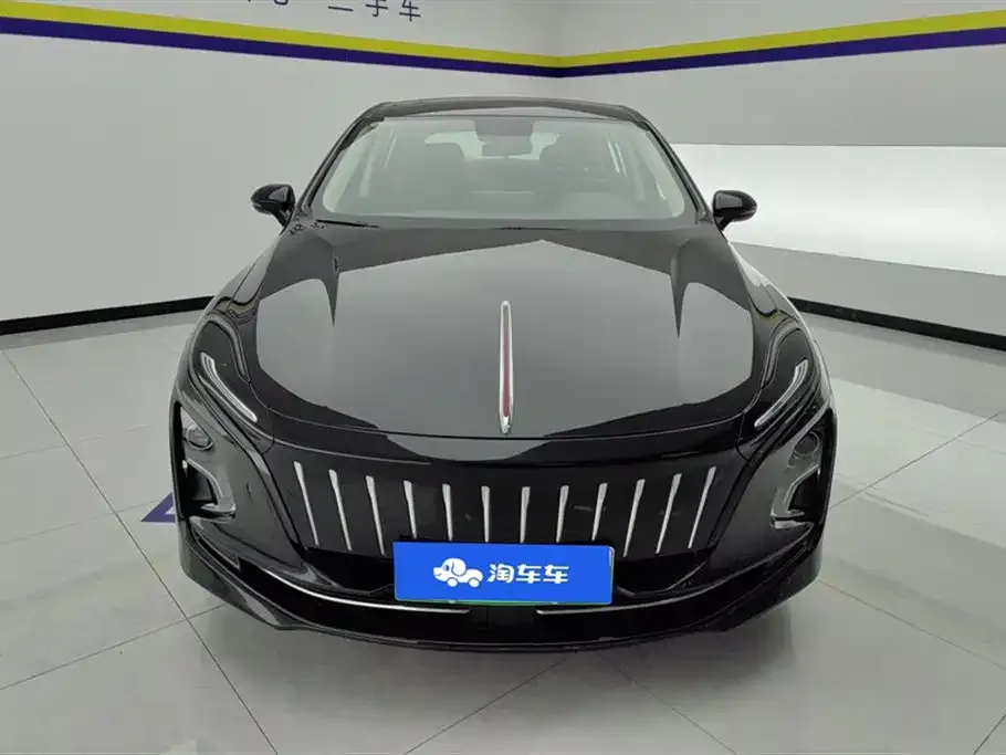 Hongqi E-QM5 2023 из CN, фото 3