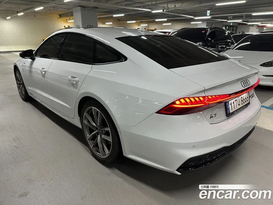 Audi A7 2022 из KR, фото 2