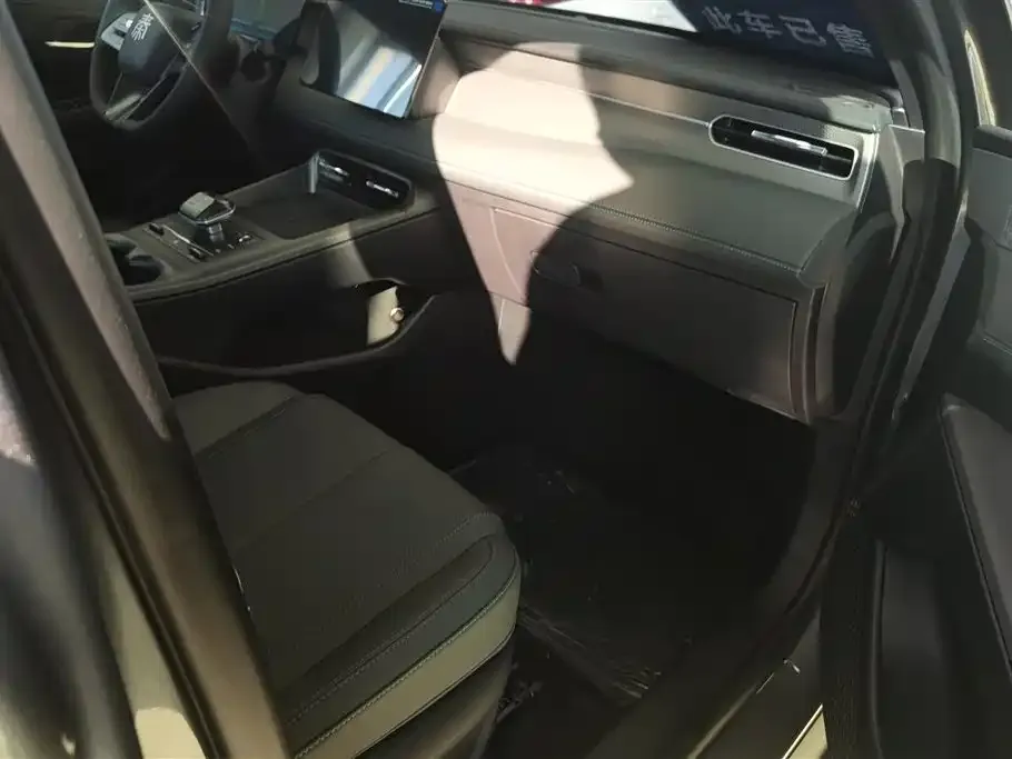 BYD Qin PLUS 2025 из CN, фото 2