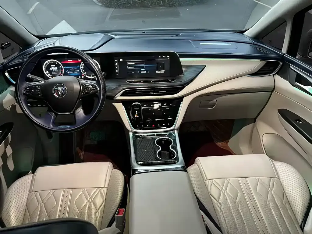 Buick GL8 2022 из CN, фото 2