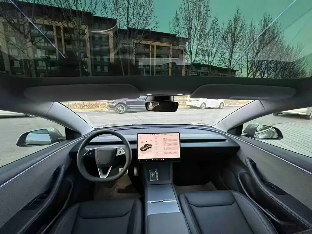 Tesla Model 3 2025 из CN, фото 2