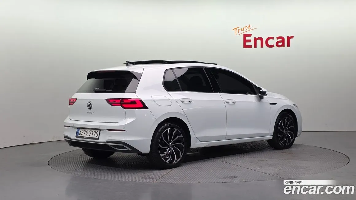 Volkswagen Golf 2022 из KR, фото 6